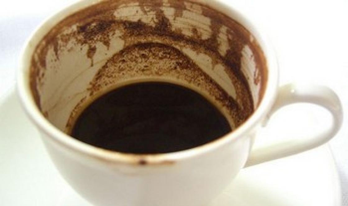 Գուշակություն սուրճի մրուրի վրա՝ սիմվոլների և թվերի մեկնաբանություն, վերծանման կանոններ